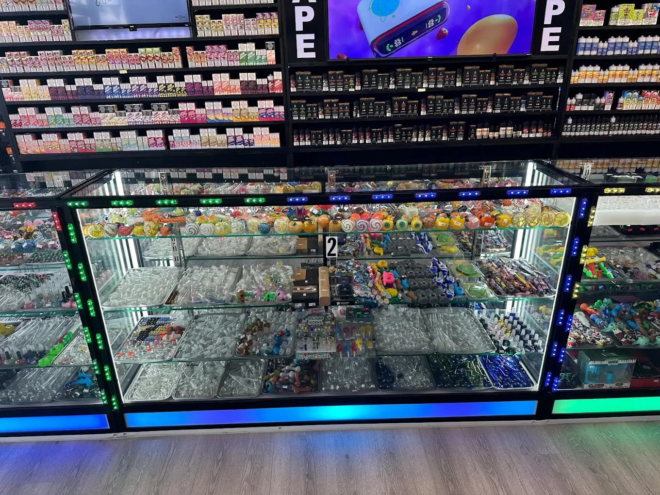 Hookah & Accessories